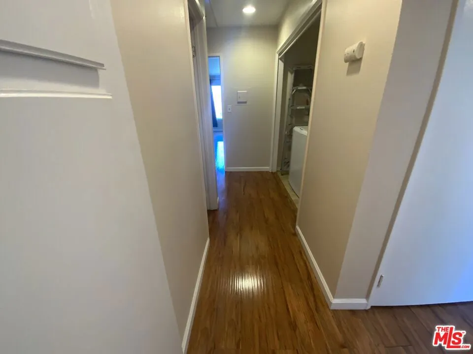 620 W Hyde Park Boulevard 309, Inglewood, California 90302 home-pic-7